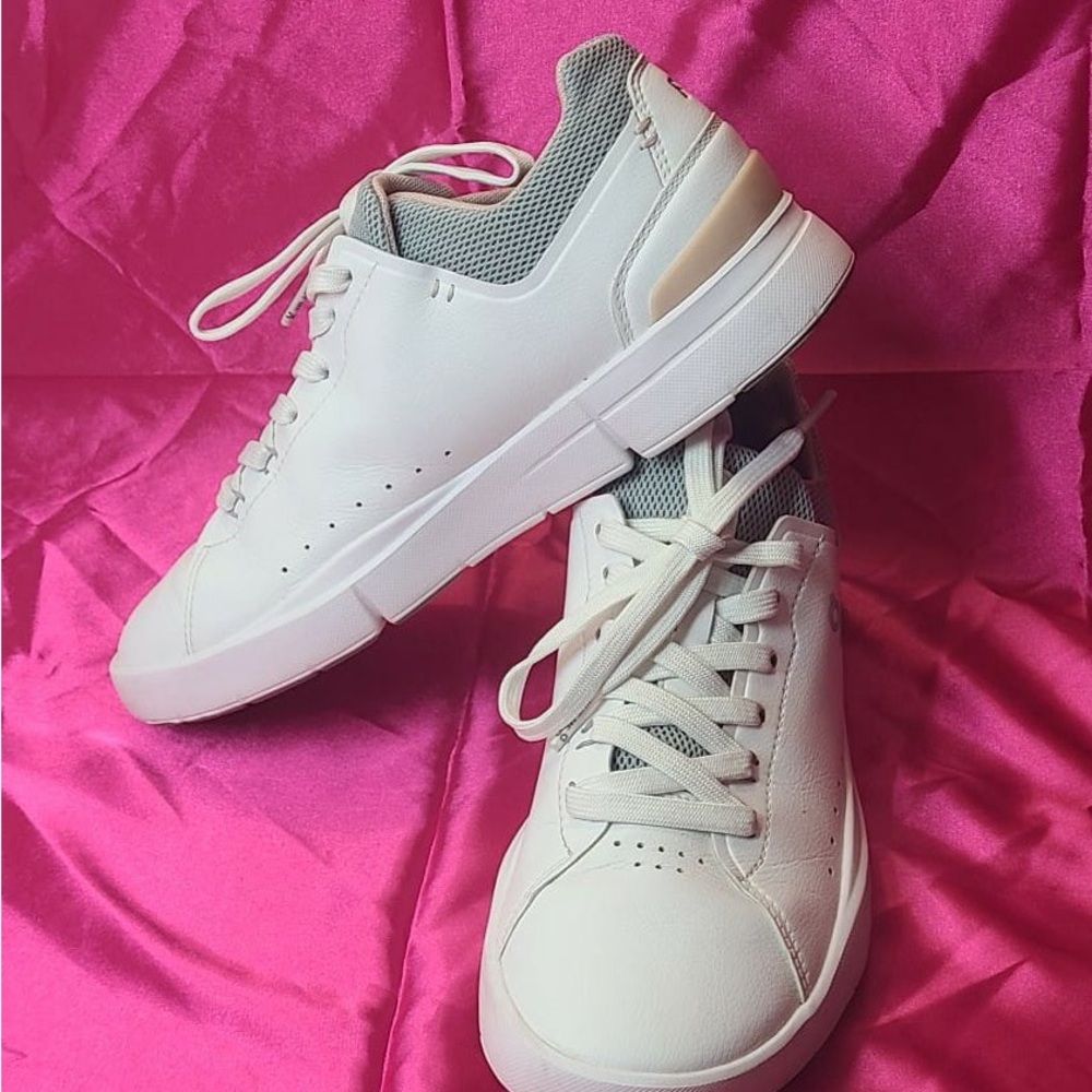 ON WOMENS. THE ROGER ADVANTAGE SNEKERS 7.5 - Picture 5 of 10